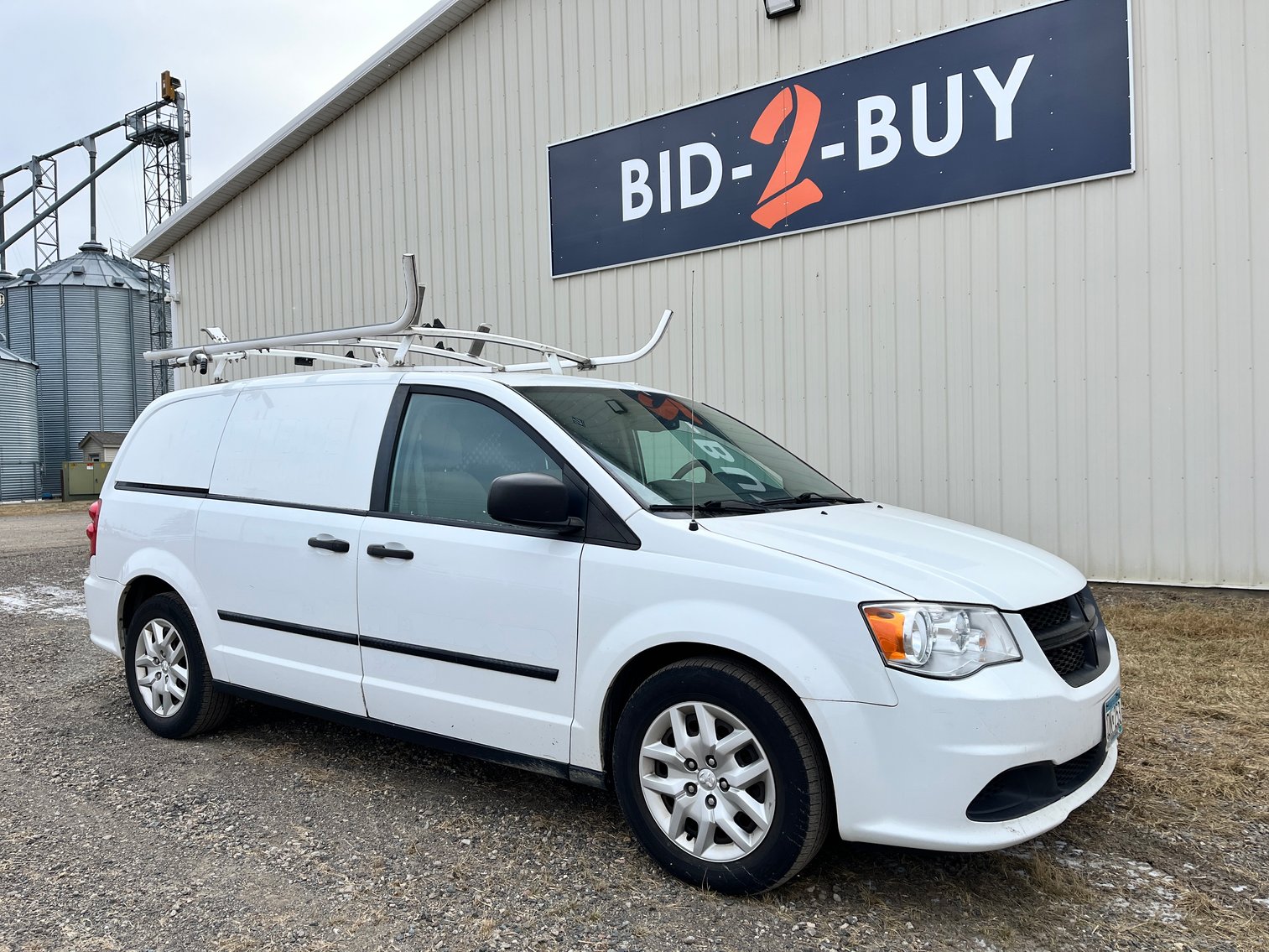 2014-2015 Ford Transit Connect & 2015 Dodge Ram Work Van (132949)