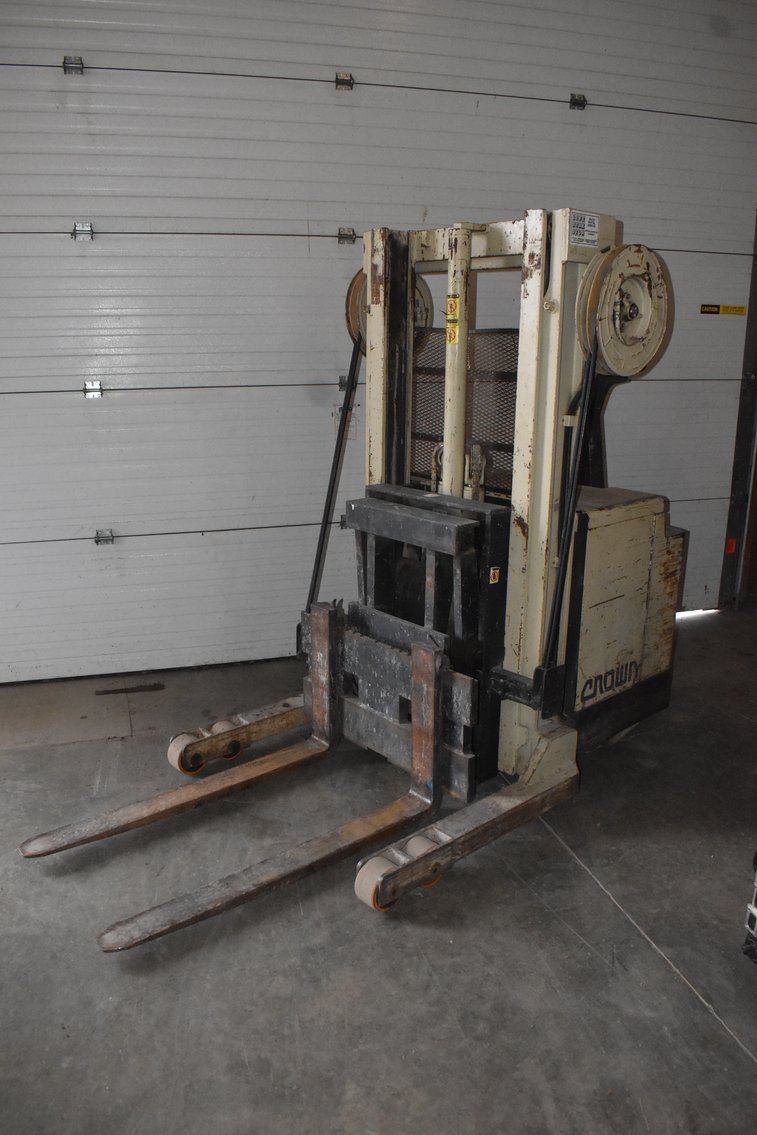 January Consignment: Construction, Masonry, Tools, Art Work & More (131853)