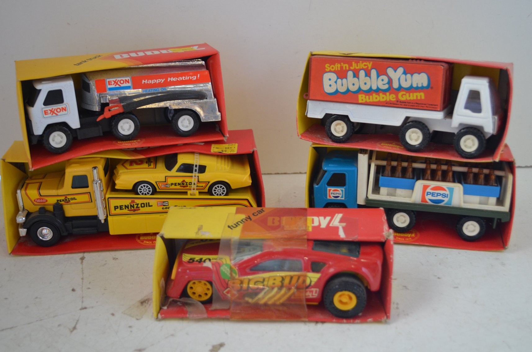 Ammo, Silver Certificates, Coins, Collectible Toys, Chests & Steins  (137921)