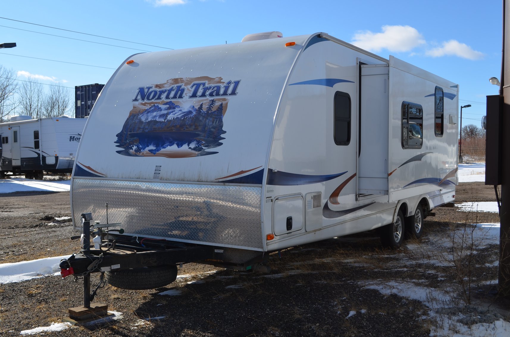 18 Campers: Travel Trailers, 5th Wheels, Park Models 138471