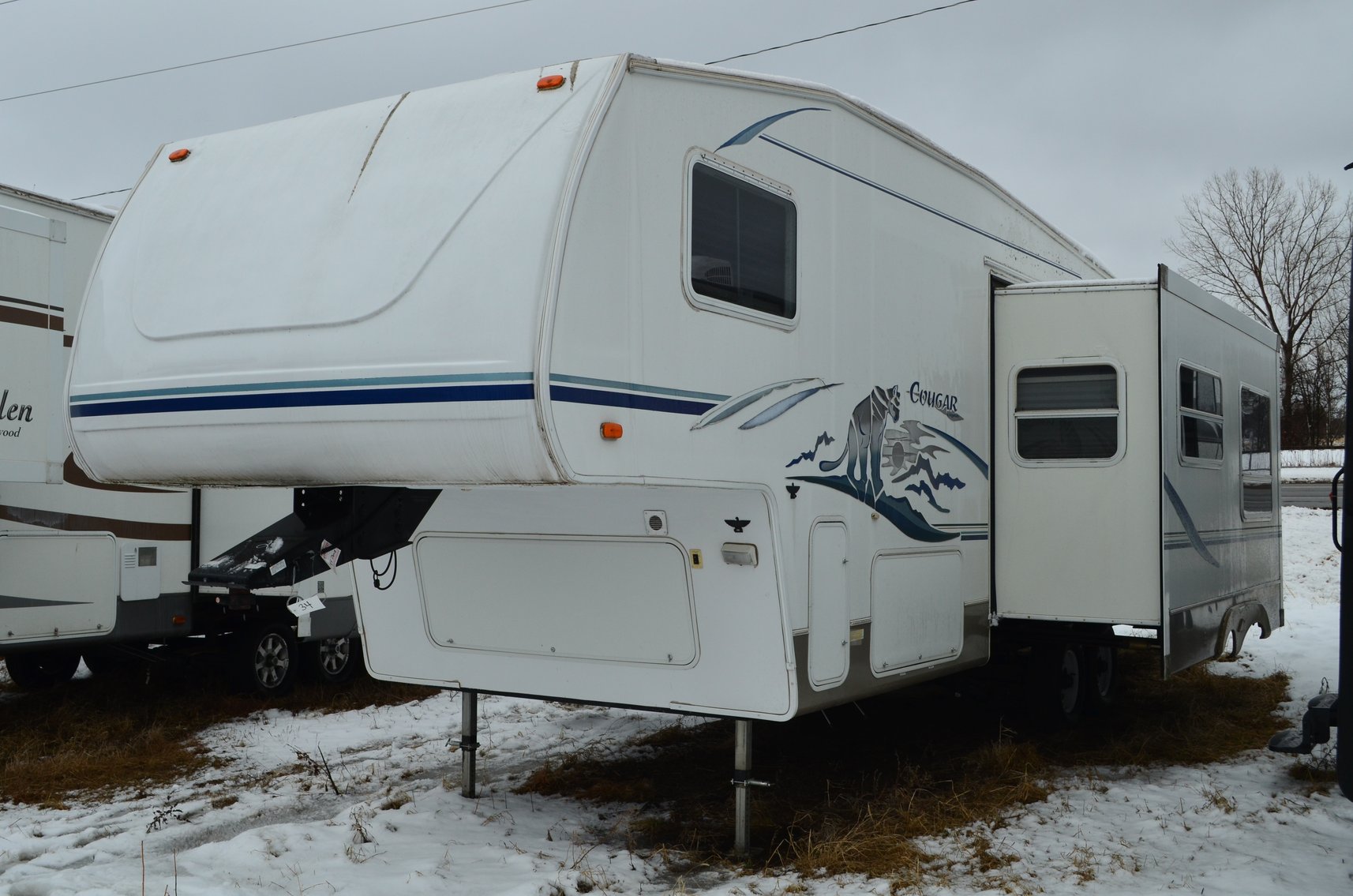 18 Campers: Travel Trailers, 5th Wheels, Park Models 138471