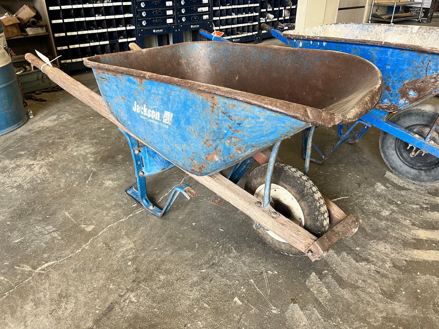 Landscaping Company Surplus to Ongoing Operations (142618)