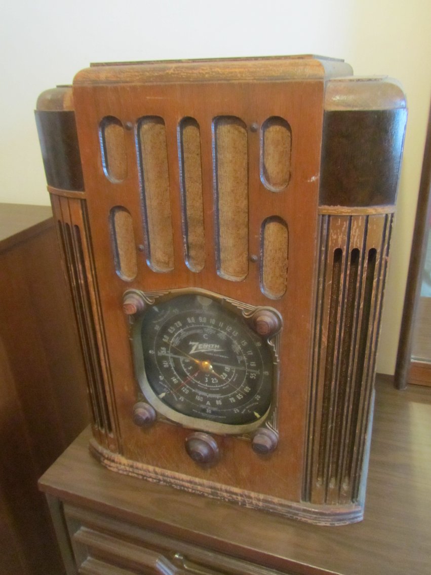 Pete Hochmayr Estate: Antiques & Collectibles, Brainerd, MN (141797)