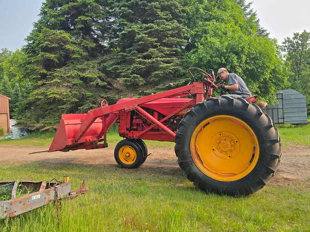 Image for John Deere B & Massey Harris 44 with Full Hydraulic Loader 5 Bucket with Baler Spear (142725)