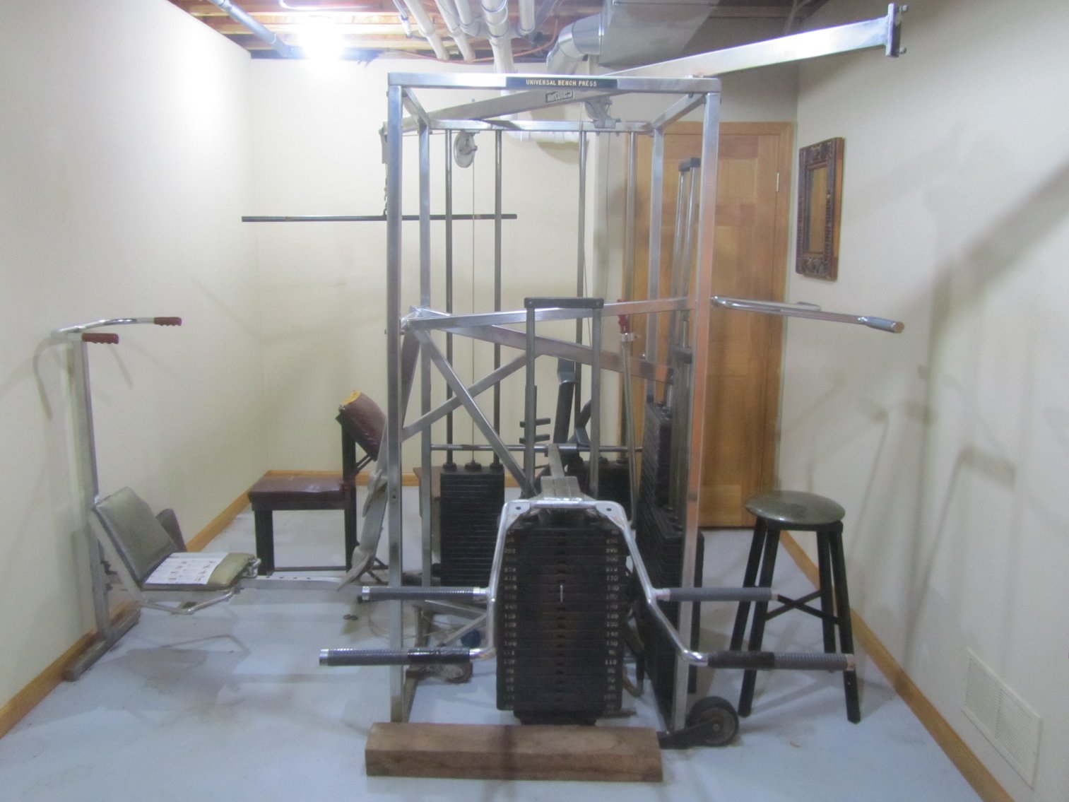 Barb Nelson Moving Auction, Crosslake, MN (144180)