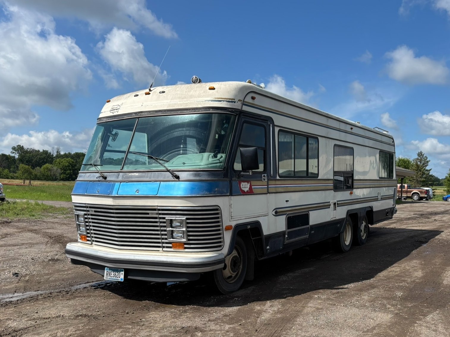 Multi-Location Auction: Motorhomes, Boats, Campers & Pop-Up Trailers (137316)