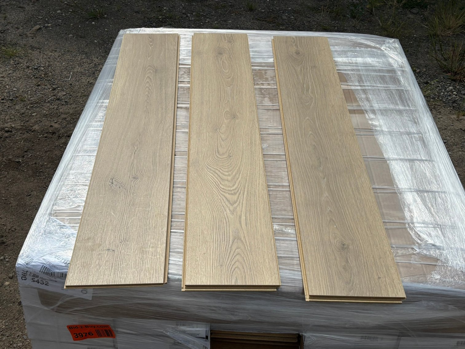 Water Resistant Click Plank Flooring, Over 8,400 Sq Ft (148308)