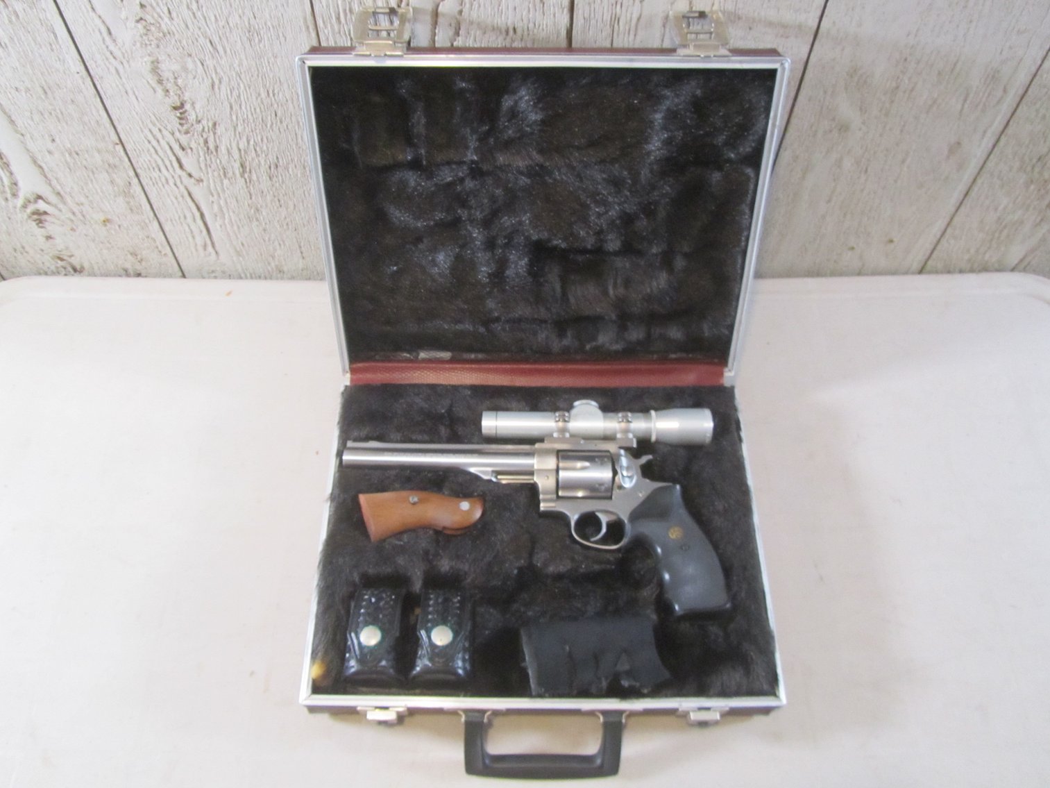Wosika Personal Collection of Firearms, Ammunition and Accessories: Pequot Lakes, MN (149560)