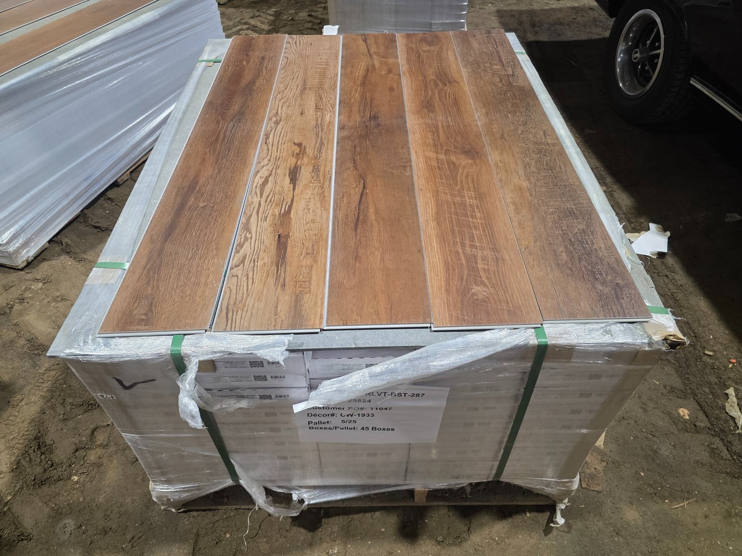 Waterproof Luxury Vinyl Click Plank Flooring (151894)