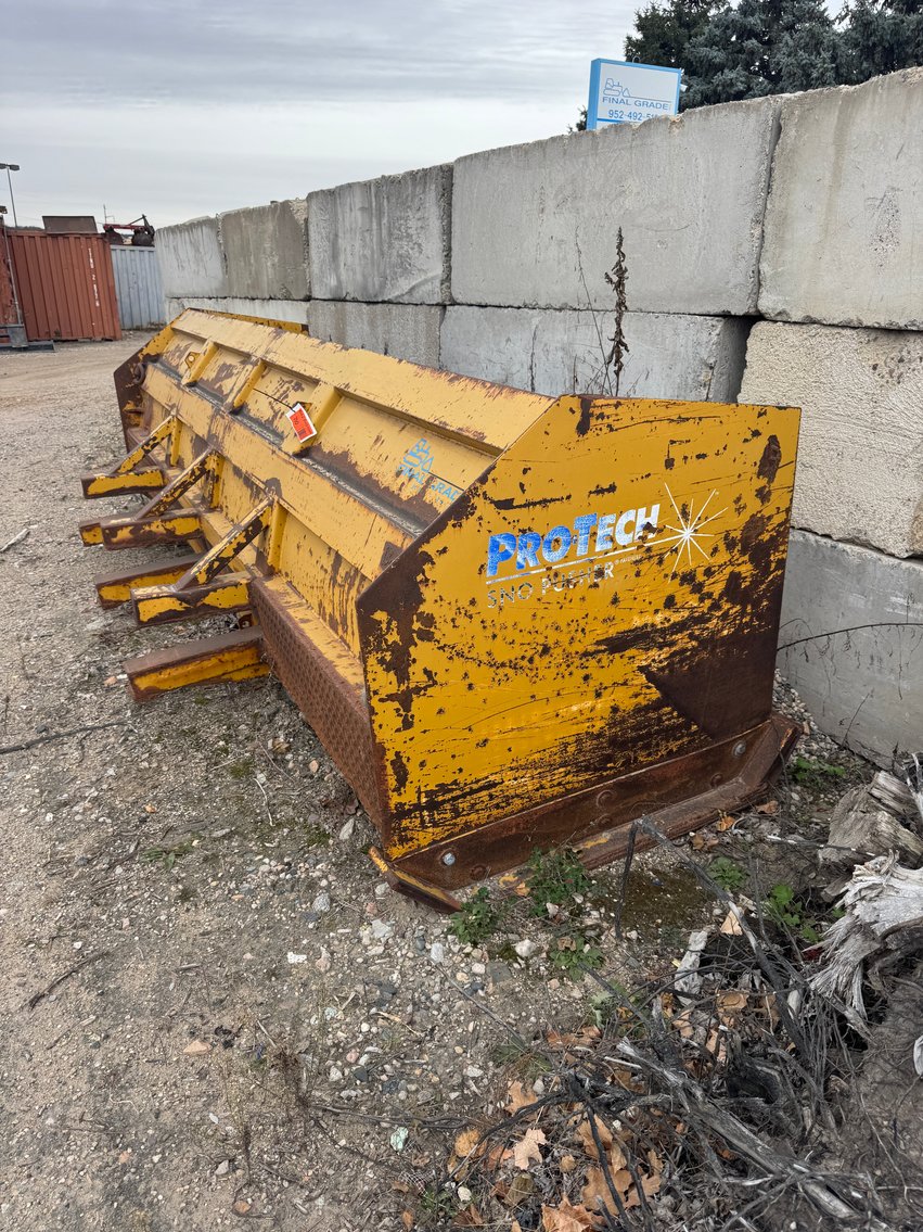 Surplus Snow Removal Attachments & Equipment (152720)
