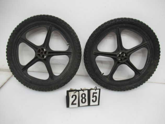 Image for Lot 285