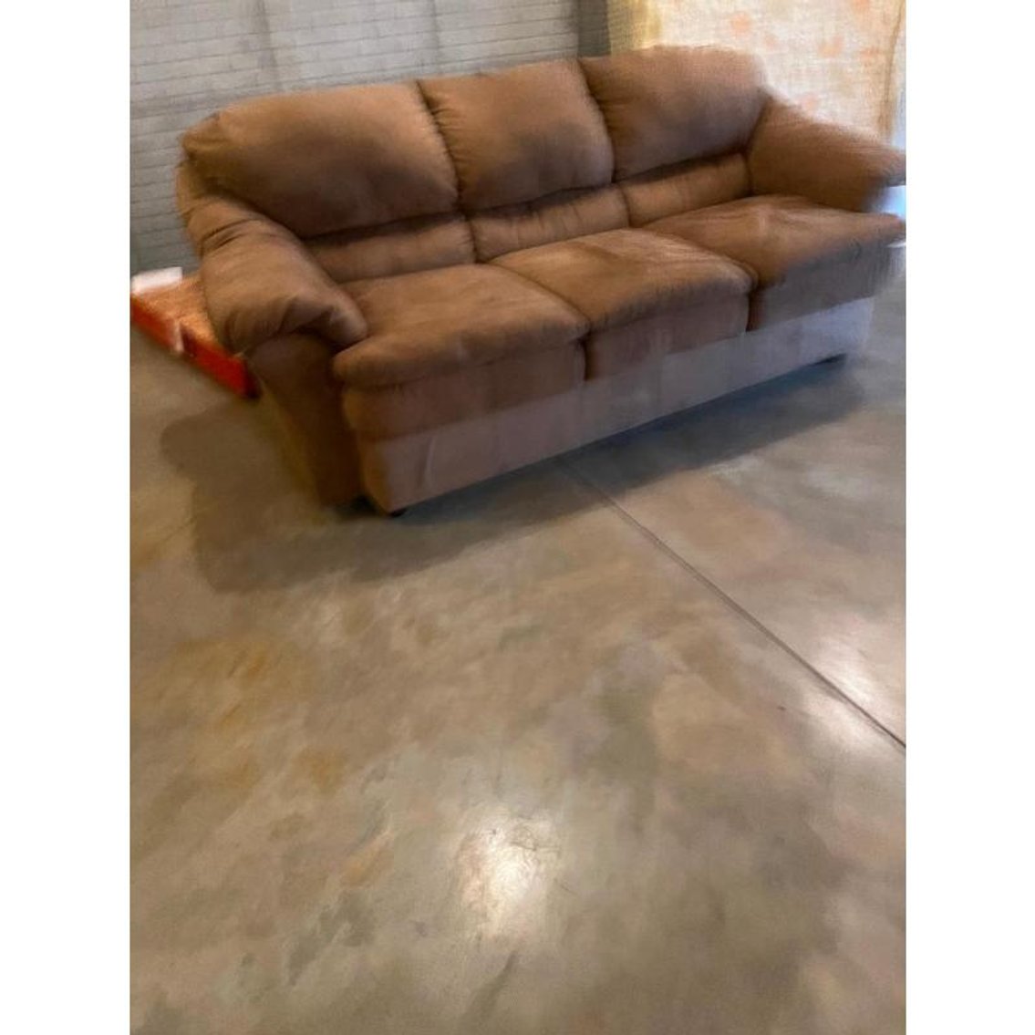 Image for April 11th Live Auction