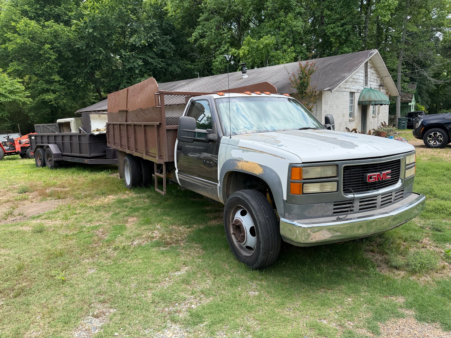 Image for Business Liquidation - Lawn Service Equipment