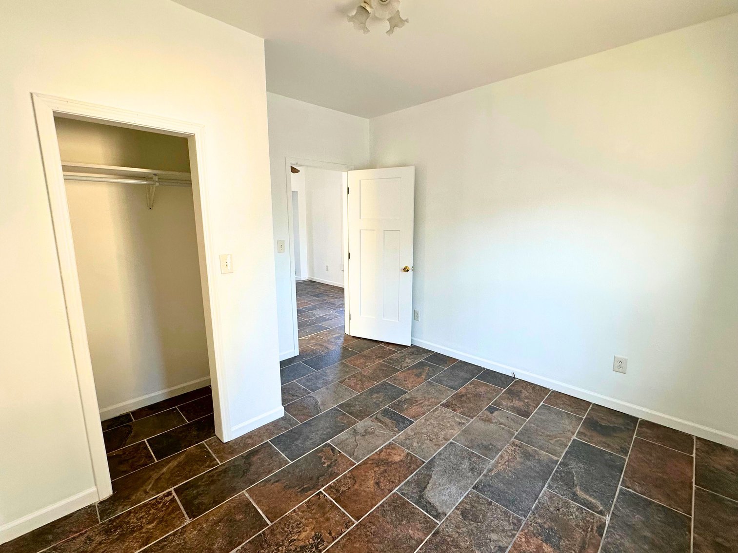 Image for SOLD! 2 Riverside Ct. Toledo, OH 43611