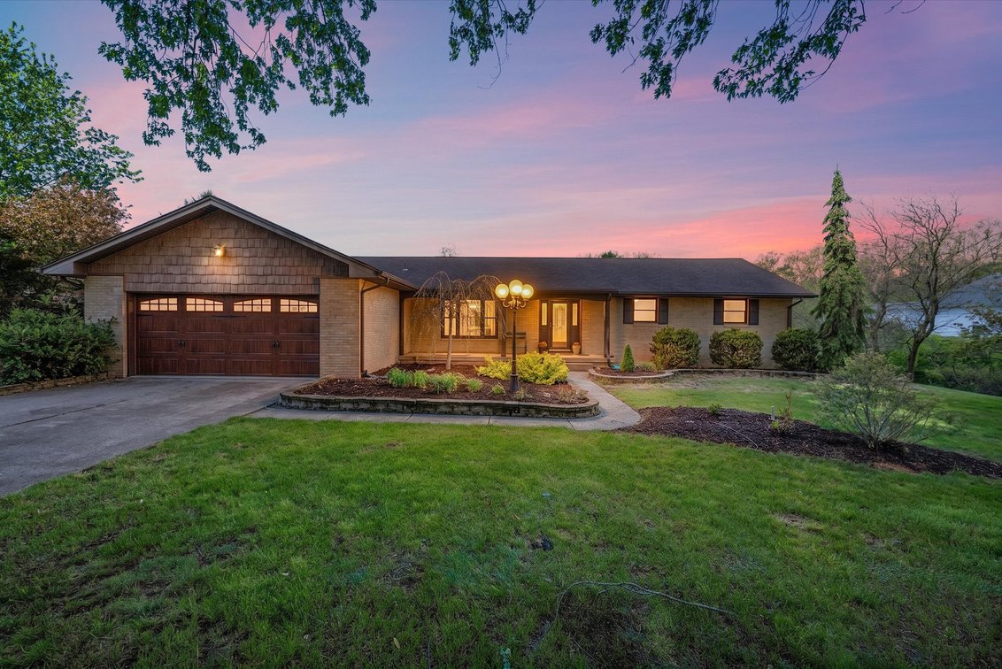 Image for Online Auction 16+ Acre Horse Farm 5691 County Rd. 1-2 Swanton, OH 43558