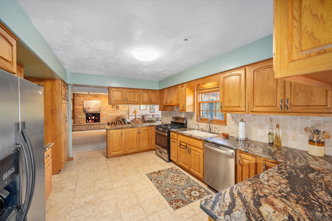 Image for Online Auction 16+ Acre Horse Farm 5691 County Rd. 1-2 Swanton, OH 43558