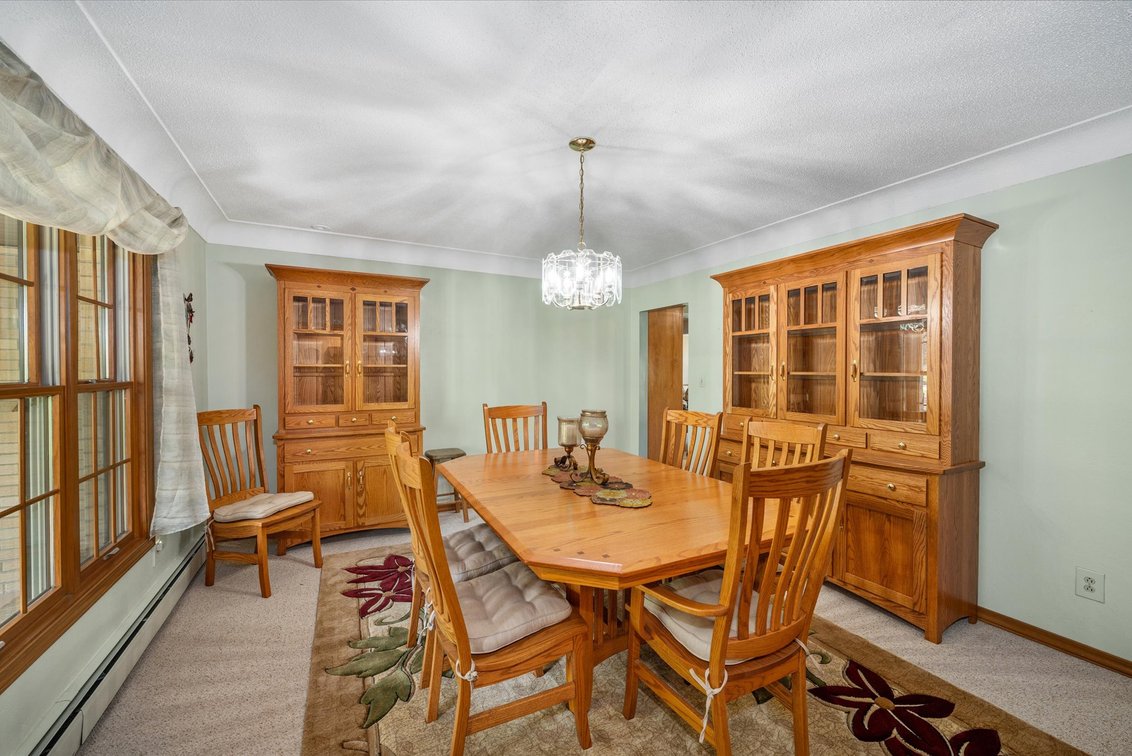 Image for Online Auction 16+ Acre Horse Farm 5691 County Rd. 1-2 Swanton, OH 43558
