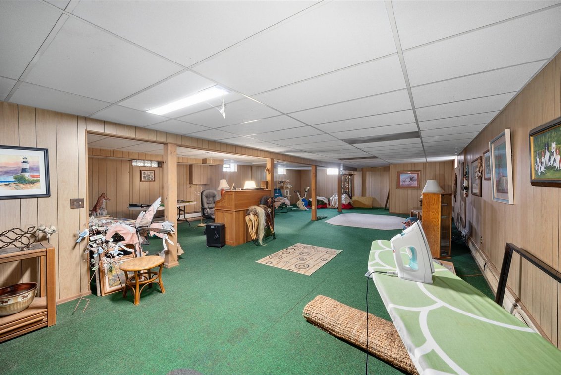 Image for Online Auction 16+ Acre Horse Farm 5691 County Rd. 1-2 Swanton, OH 43558