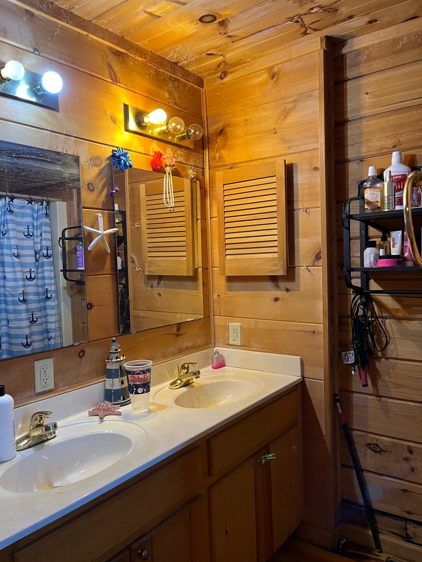 Image for Preston County Hobby Farm! 5.003 +/- Acres with 2 Bedroom House and 2 Bedroom Apartment, Detached Garage, Animal Stable and Fishing Pond in Preston County