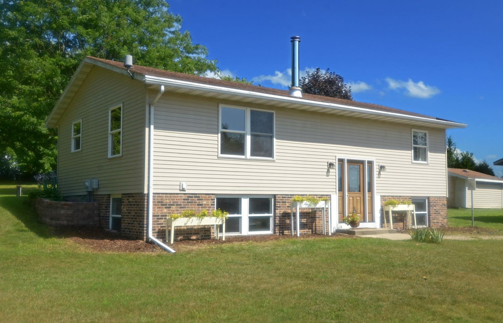 Image for W6315 Kiesling Rd, Jefferson WI 53549