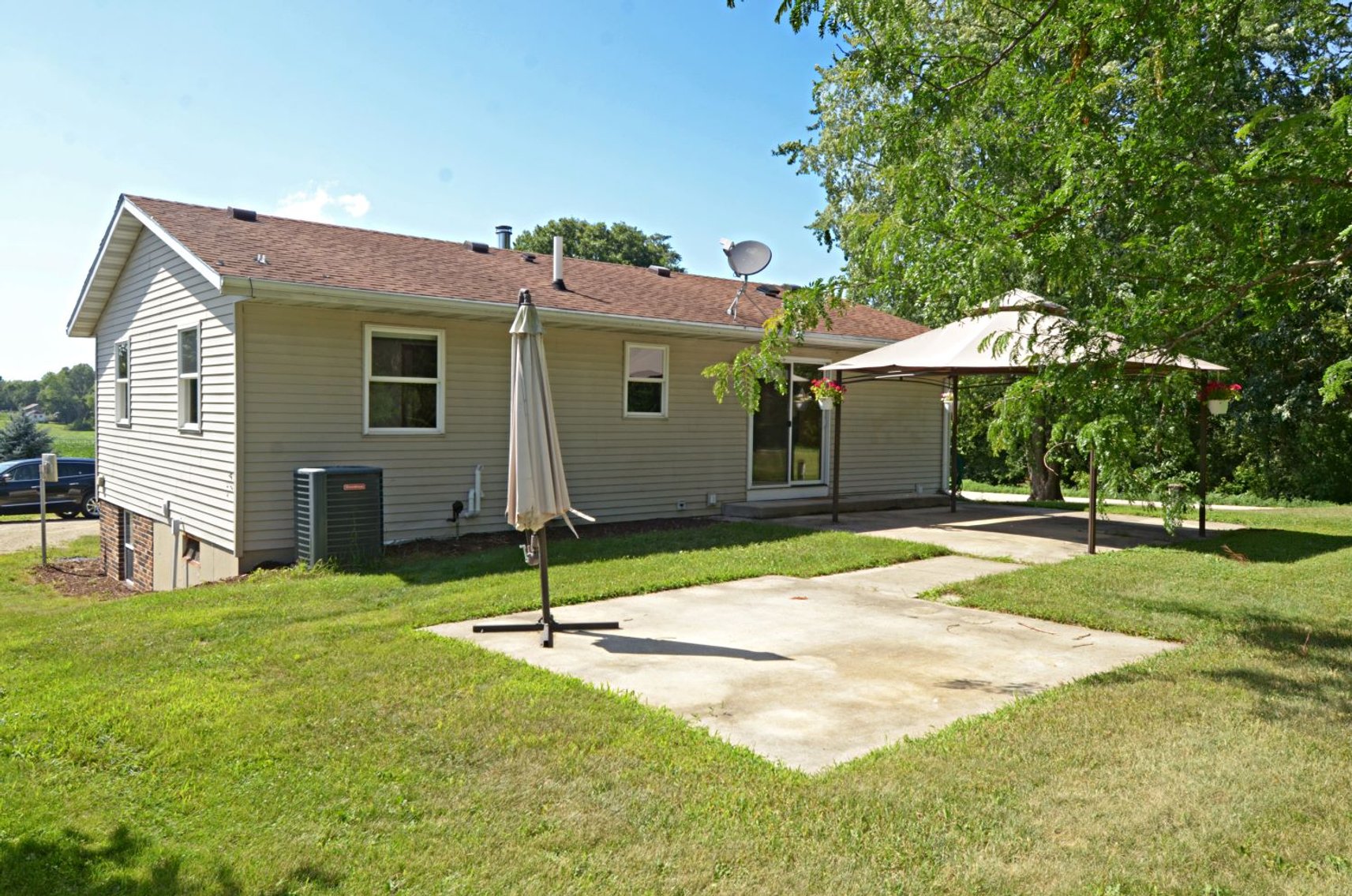 Image for W6315 Kiesling Rd, Jefferson WI 53549