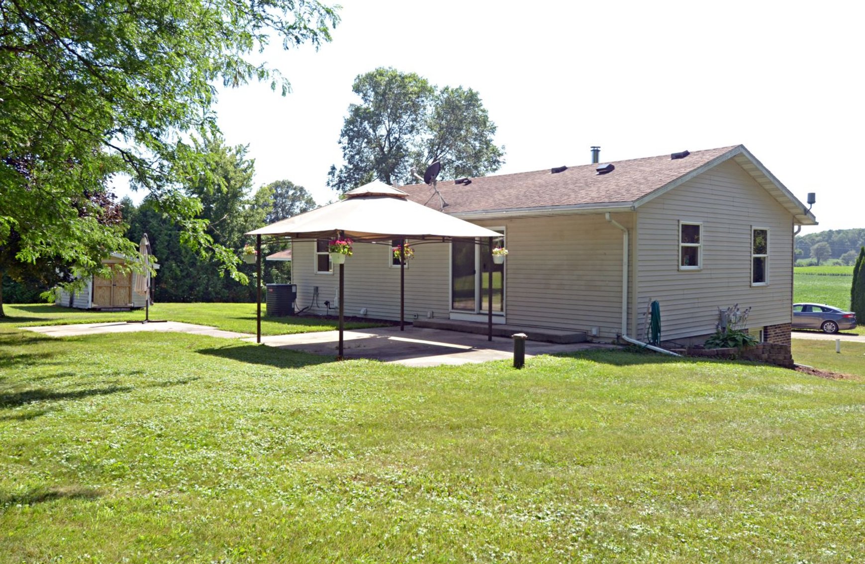 Image for W6315 Kiesling Rd, Jefferson WI 53549