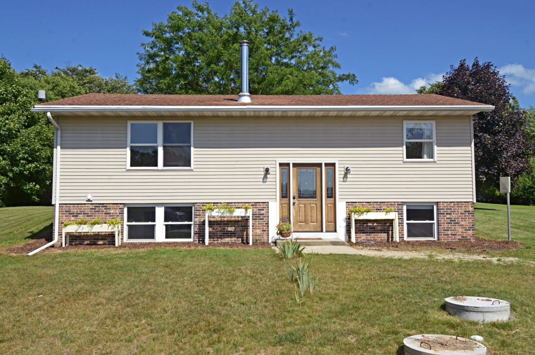 Image for W6315 Kiesling Rd, Jefferson WI 53549