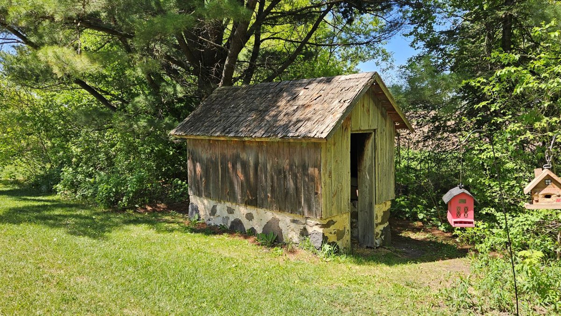Image for 16+ Acres of Quiet Country Living