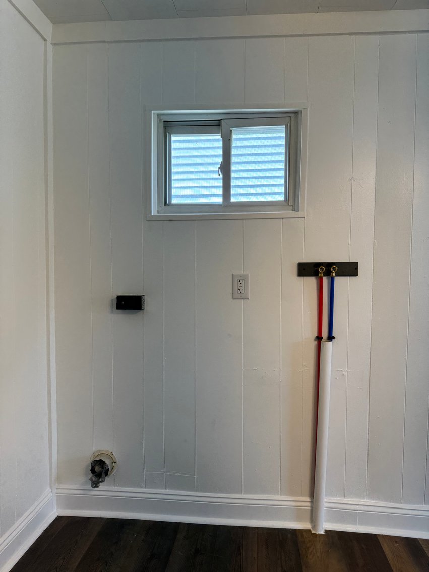 Image for 3-bed, 1-bath home on S 6th St,
