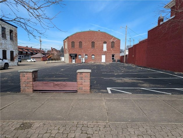 Warehouse/Manufacturing
