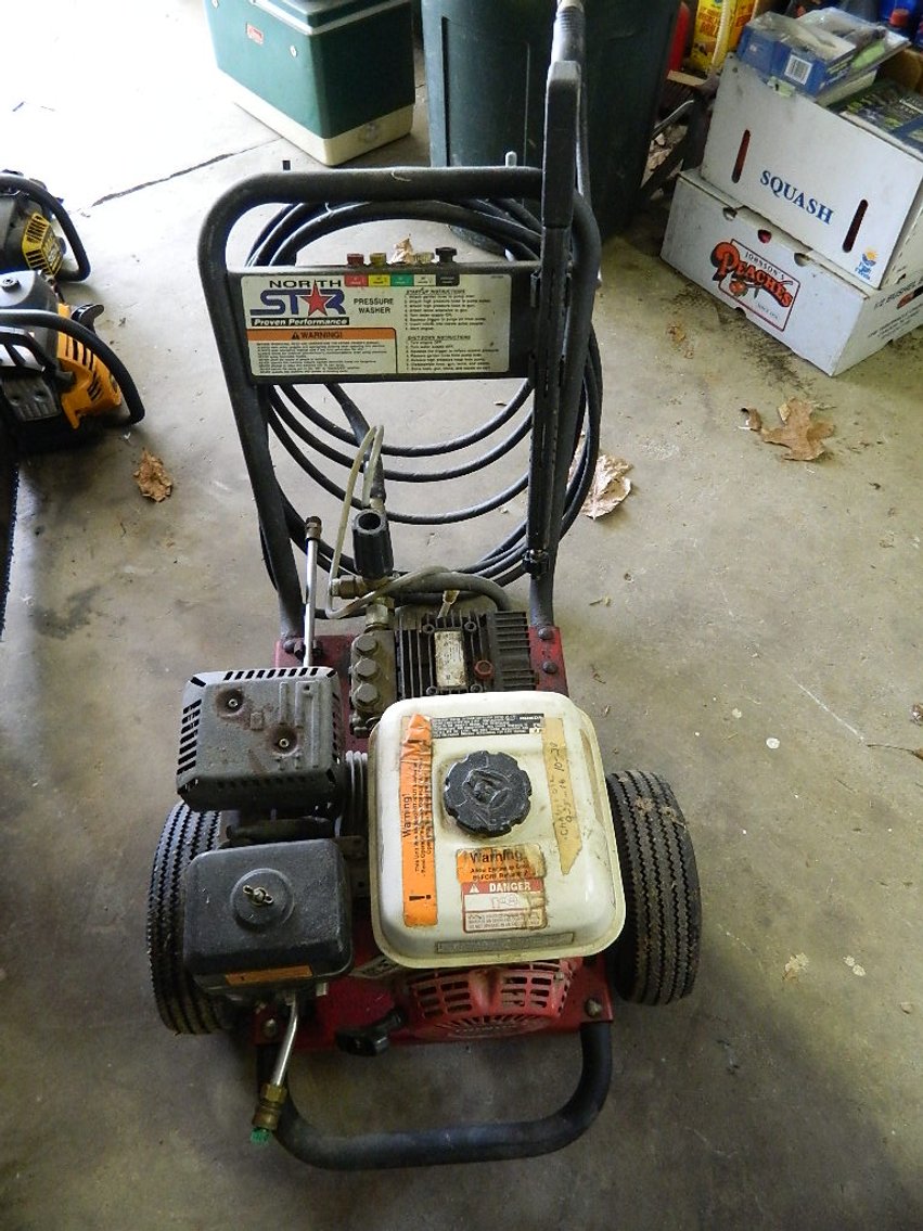 Image for PUBLIC ESTATE AUCTION (LIVING/MOVING)