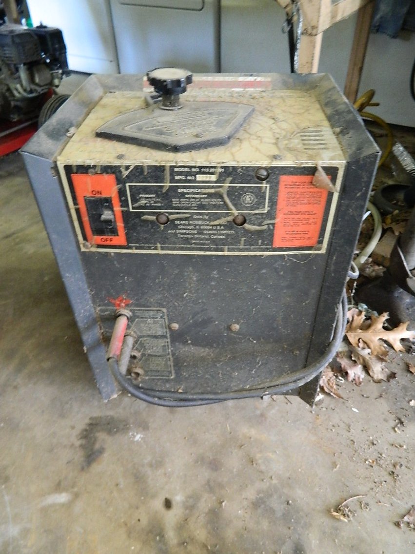 Image for PUBLIC ESTATE AUCTION (LIVING/MOVING)