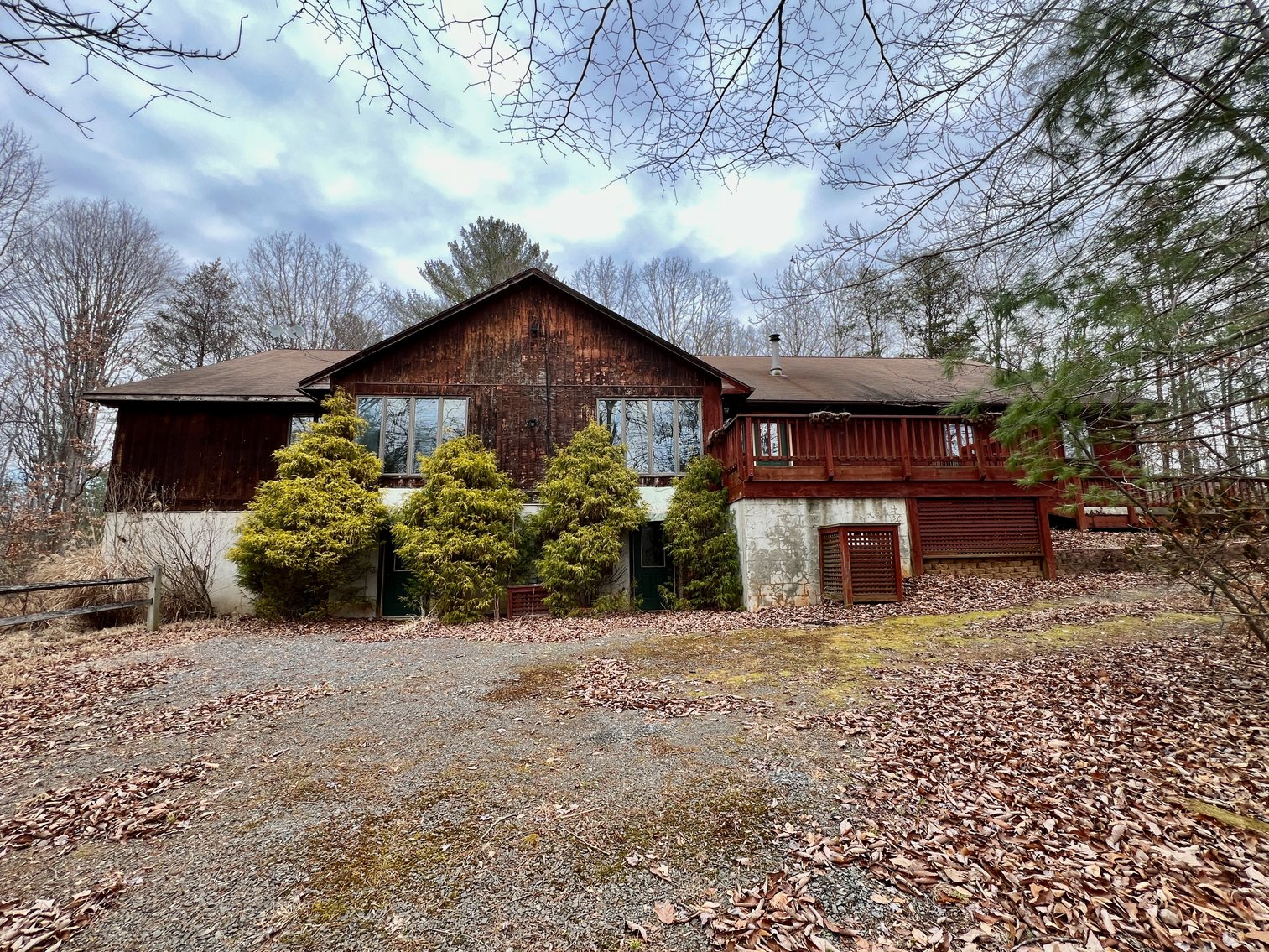 Image for 4 BR/2.5 BA Home w/Basement, Barn & Hazel River Frontage on 28.4 +/- Acres in Culpeper & Rappahannock County, VA--SELLING to the HIGHEST BIDDER via ONLINE ONLY BIDDING!!