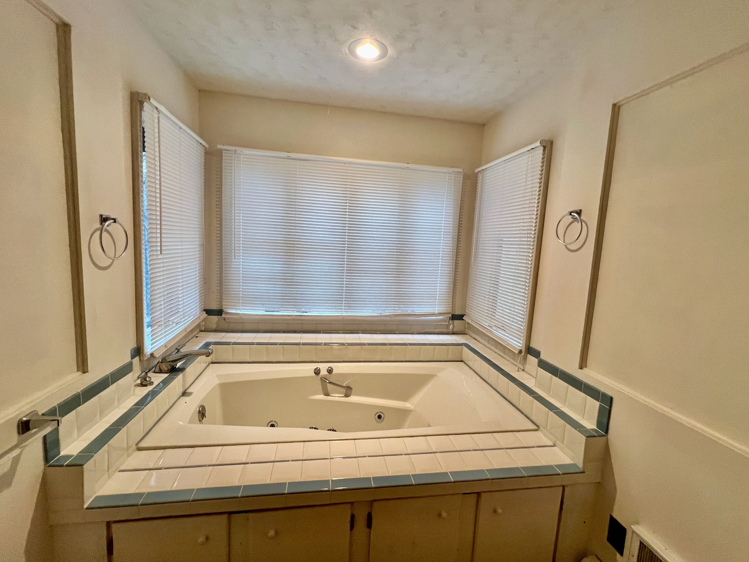 Image for 4 BR/2.5 BA Home w/Basement, Barn & Hazel River Frontage on 28.4 +/- Acres in Culpeper & Rappahannock County, VA--SELLING to the HIGHEST BIDDER via ONLINE ONLY BIDDING!!