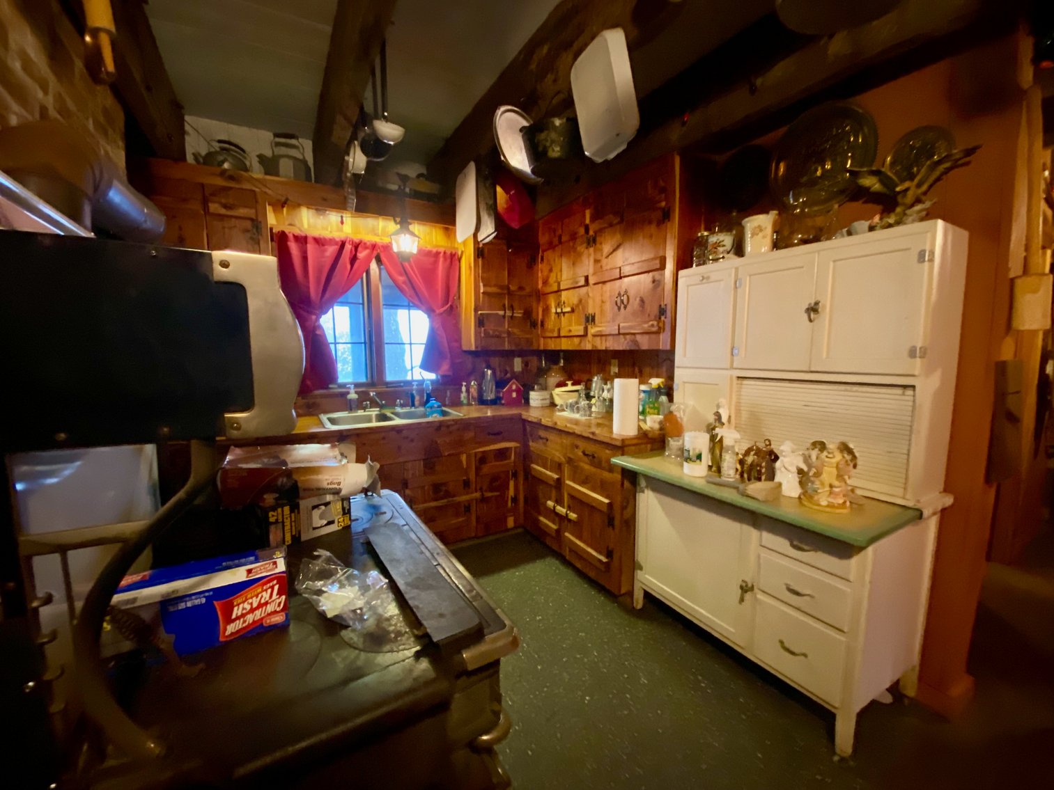 Image for 4 BR/1.5 BA Period Correct Relocated 1850's Log Cabin on 10 +/- Acres w/Amazing Mountain Views in Greene County, VA--ONLINE ONLY BIDDING!!