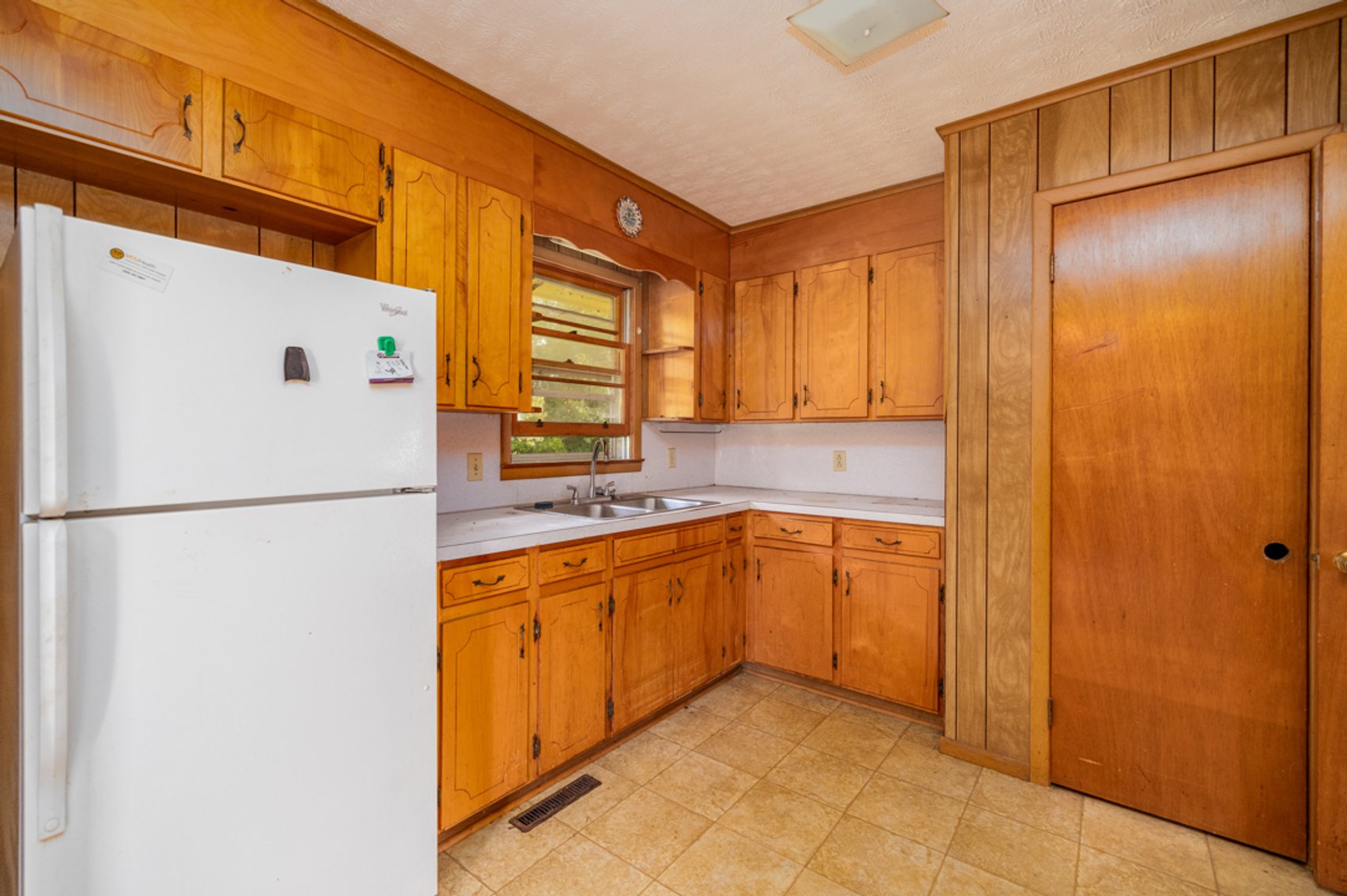 Image for 3 BR/1.5 BA Home w/Basement on 1 +/- Acre in Lunenburg County, VA--SELLING to the HIGHEST BIDDER via ONLINE ONLY BIDDING!!