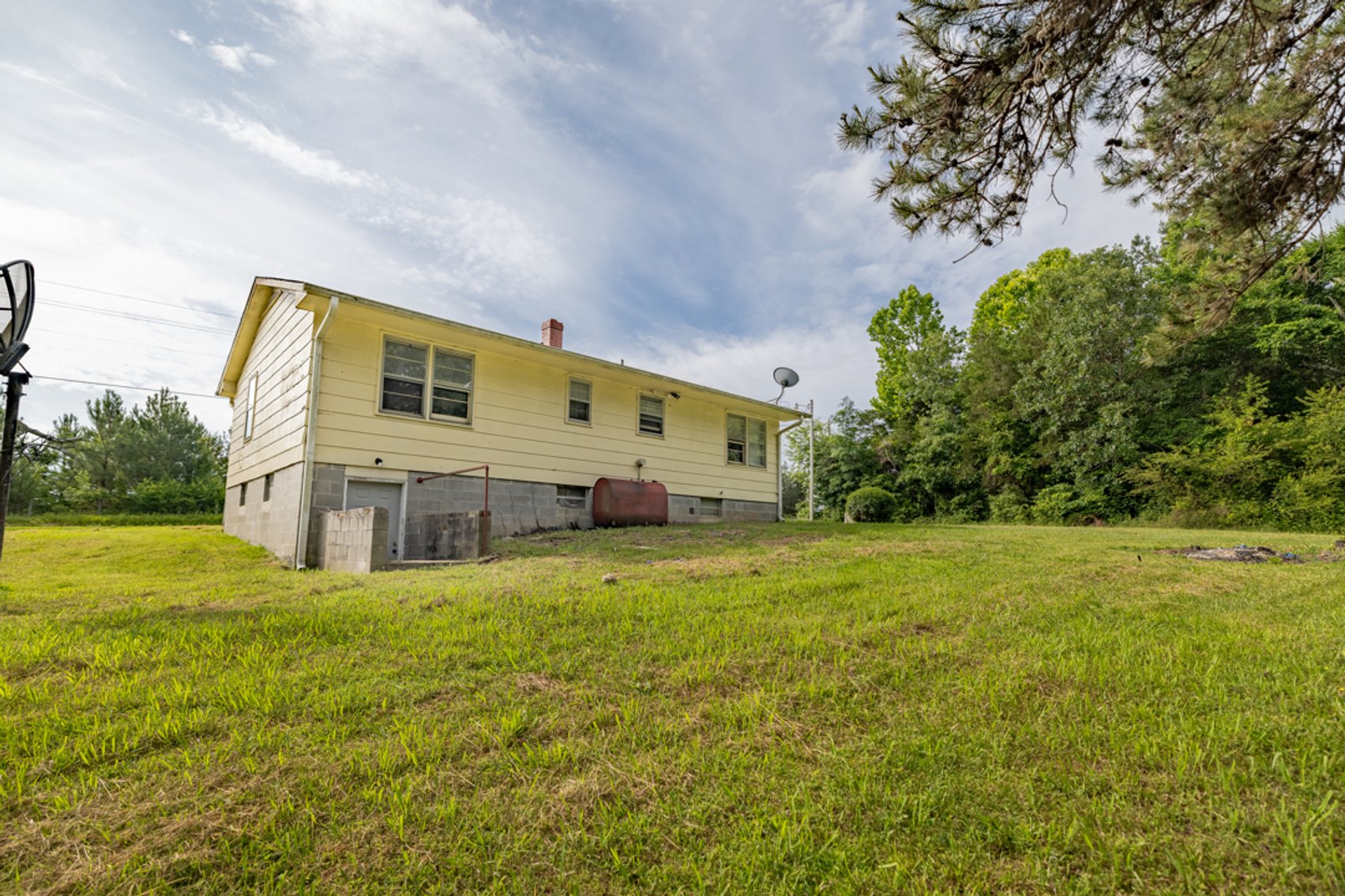 Image for 3 BR/1.5 BA Home w/Basement on 1 +/- Acre in Lunenburg County, VA--SELLING to the HIGHEST BIDDER via ONLINE ONLY BIDDING!!