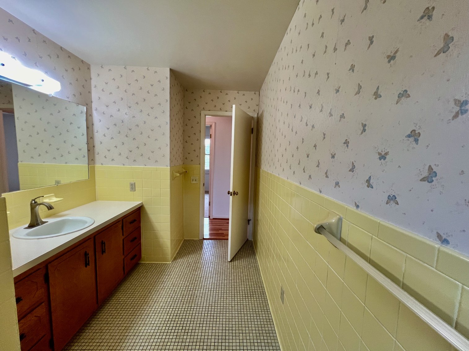 Image for 3 BR/2 BA Brick Home w/Walk-Out Basement on 5 +/- Acres in Madison County, VA--SELLING to the HIGHEST BIDDER!!