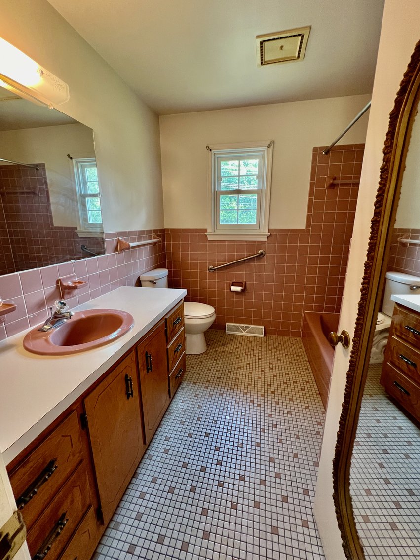 Image for 3 BR/2 BA Brick Home w/Walk-Out Basement on 5 +/- Acres in Madison County, VA--SELLING to the HIGHEST BIDDER!!