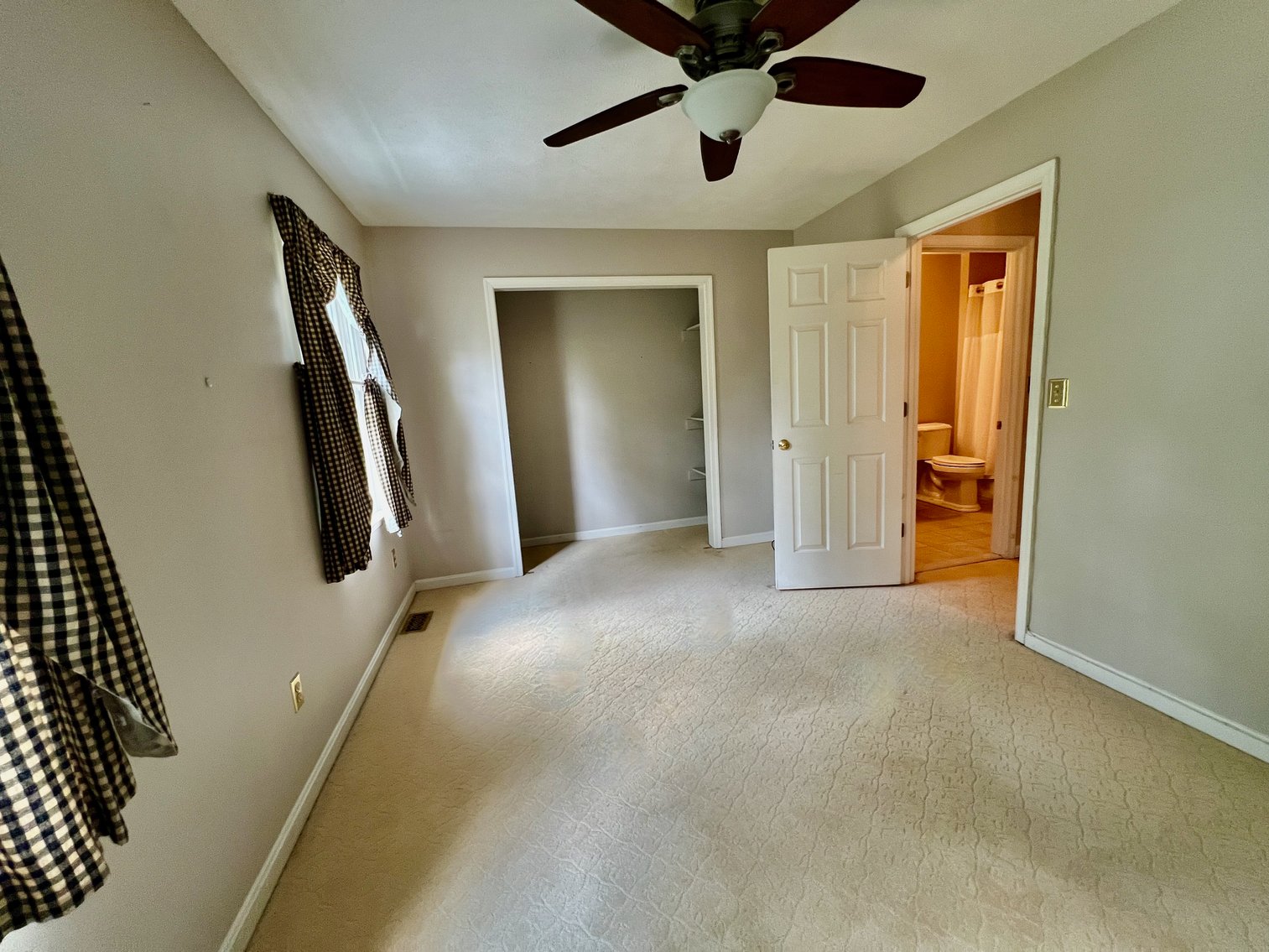 Image for 3 BR/2.5 BA Home w/Recent Upgrades on Large 1.34 +/- Acre Lot in Culpeper, VA--SELLING to the HIGHEST BIDDER!!