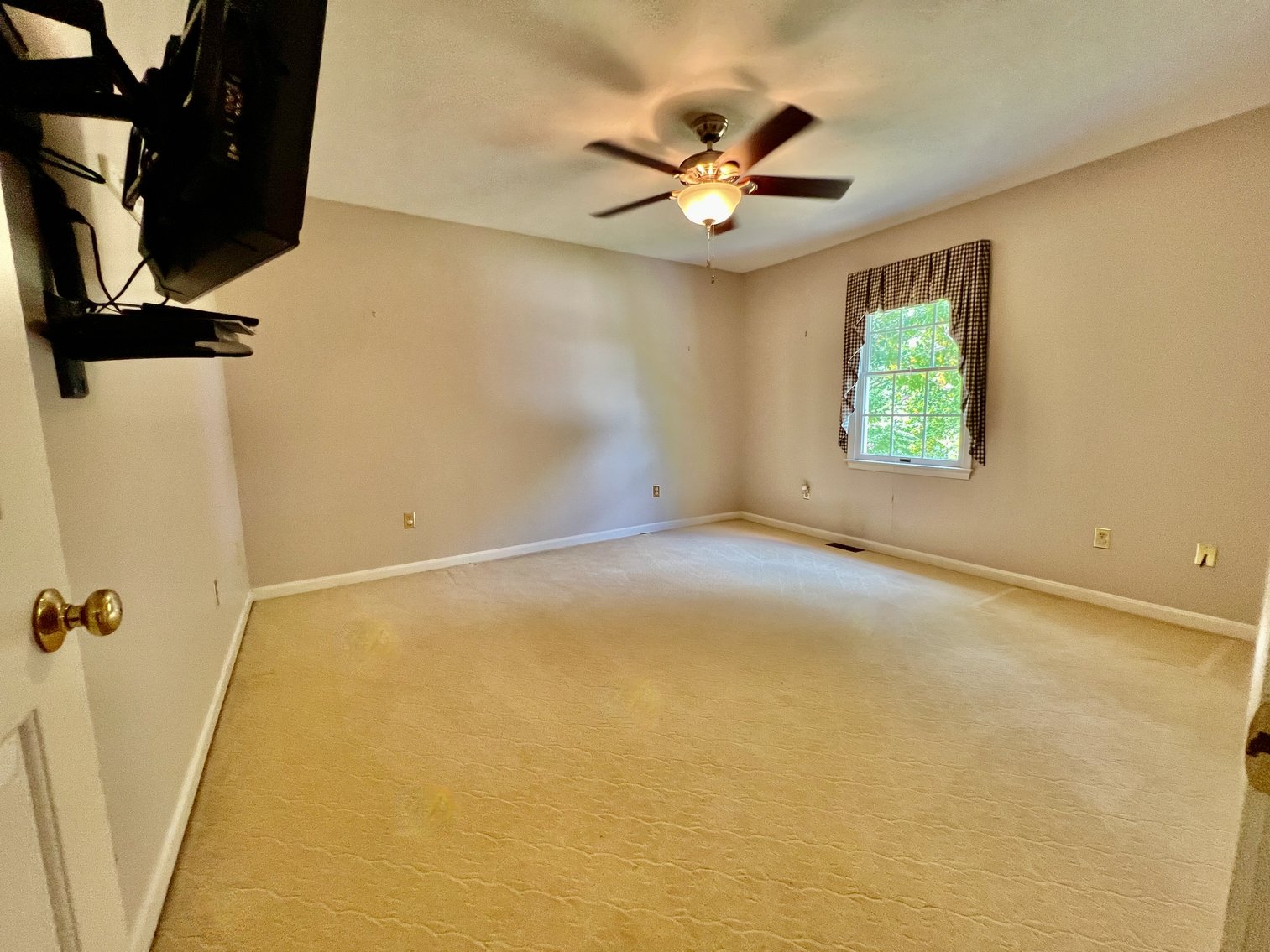 Image for 3 BR/2.5 BA Home w/Recent Upgrades on Large 1.34 +/- Acre Lot in Culpeper, VA--SELLING to the HIGHEST BIDDER!!