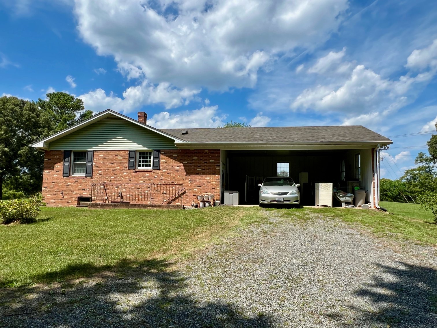 Image for 3 BR/2 BA Brick Home w/Walk-Out Basement on 5 +/- Acres in Madison County, VA--SELLING to the HIGHEST BIDDER!!