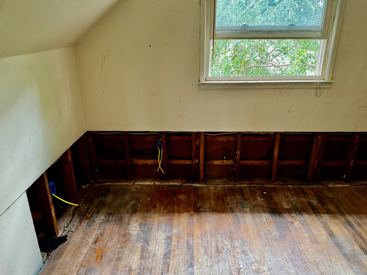 Image for Partially Rehabbed 3 BR/1.5 BA Brick Home w/Basement in Prince William County, VA