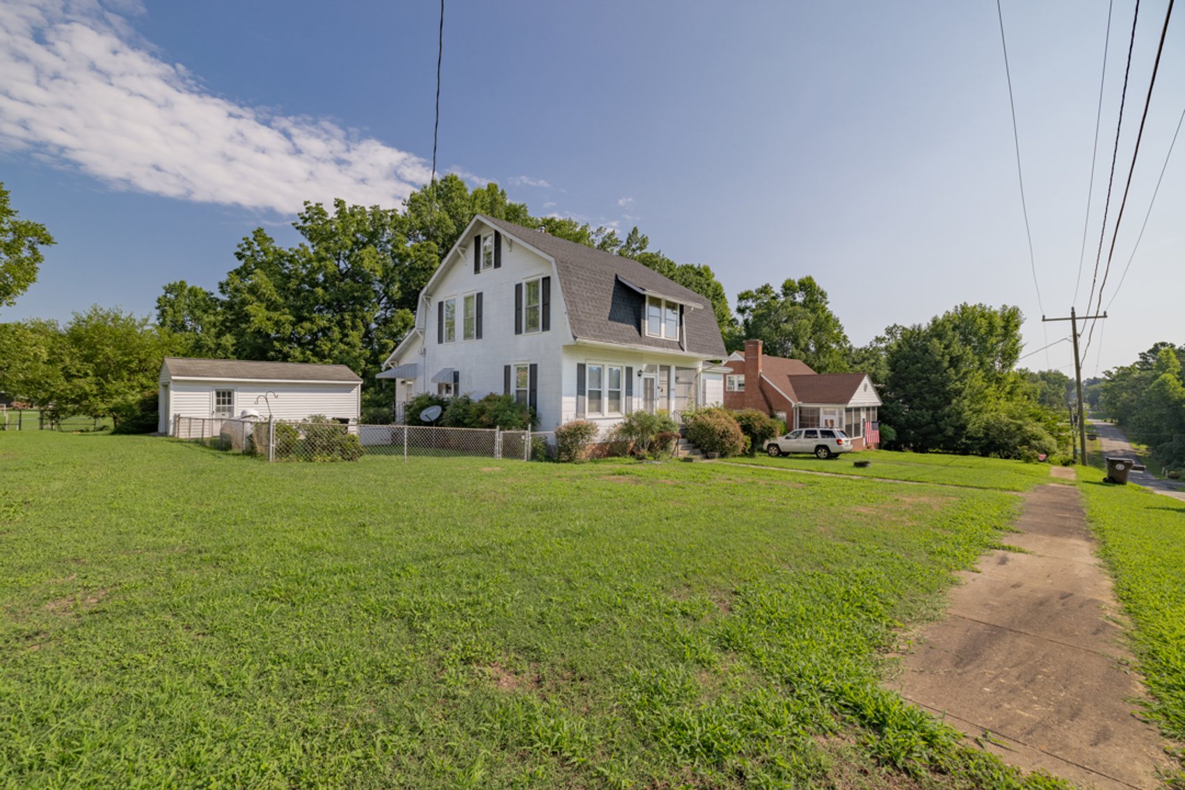 Image for 4 BR/2 BA Home on .22 +/- Acre Downtown Victoria, VA Lot--SELLING to the HIGHEST BIDDER via ONLINE ONLY BIDDING!!