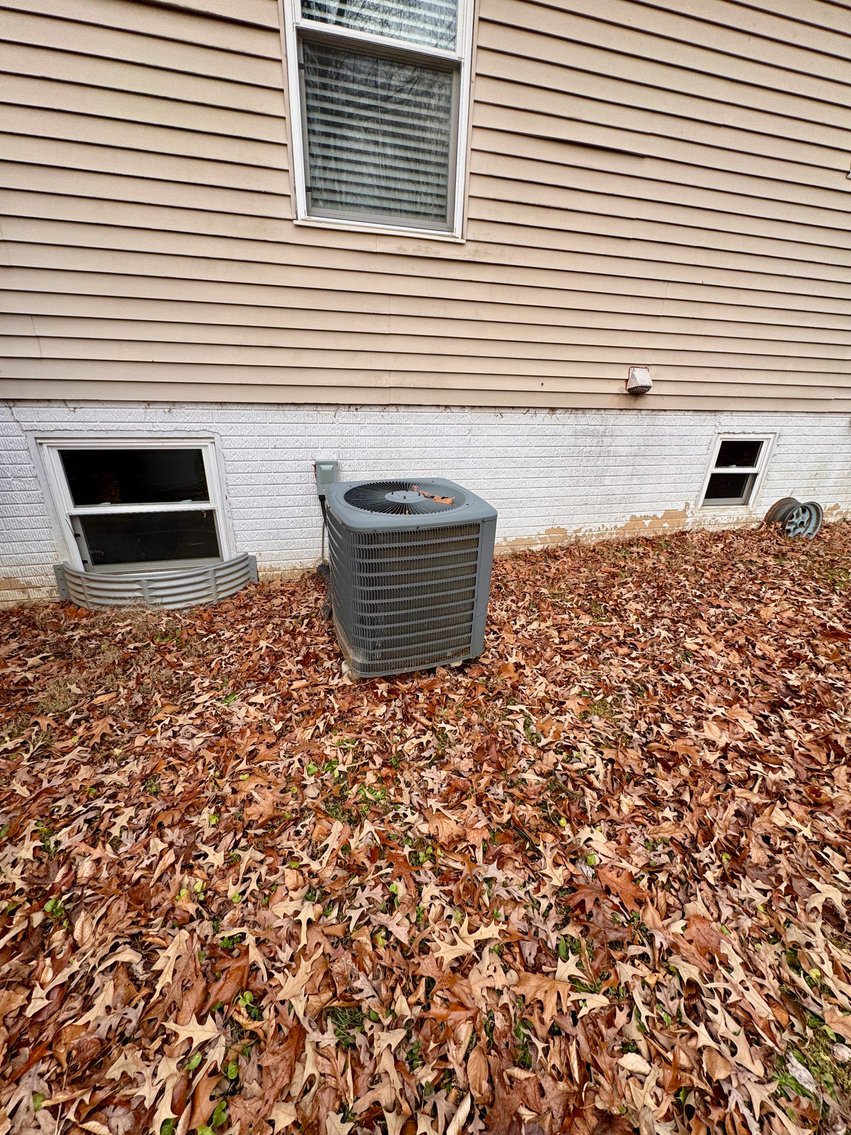 Image for 3 BR/2 BA Home w/Walk-Out Basement & Large Detached 2 Bay Garage/Shop on 5 +/- Acres in Bowling Green, VA--ONLINE ONLY BIDDING!!