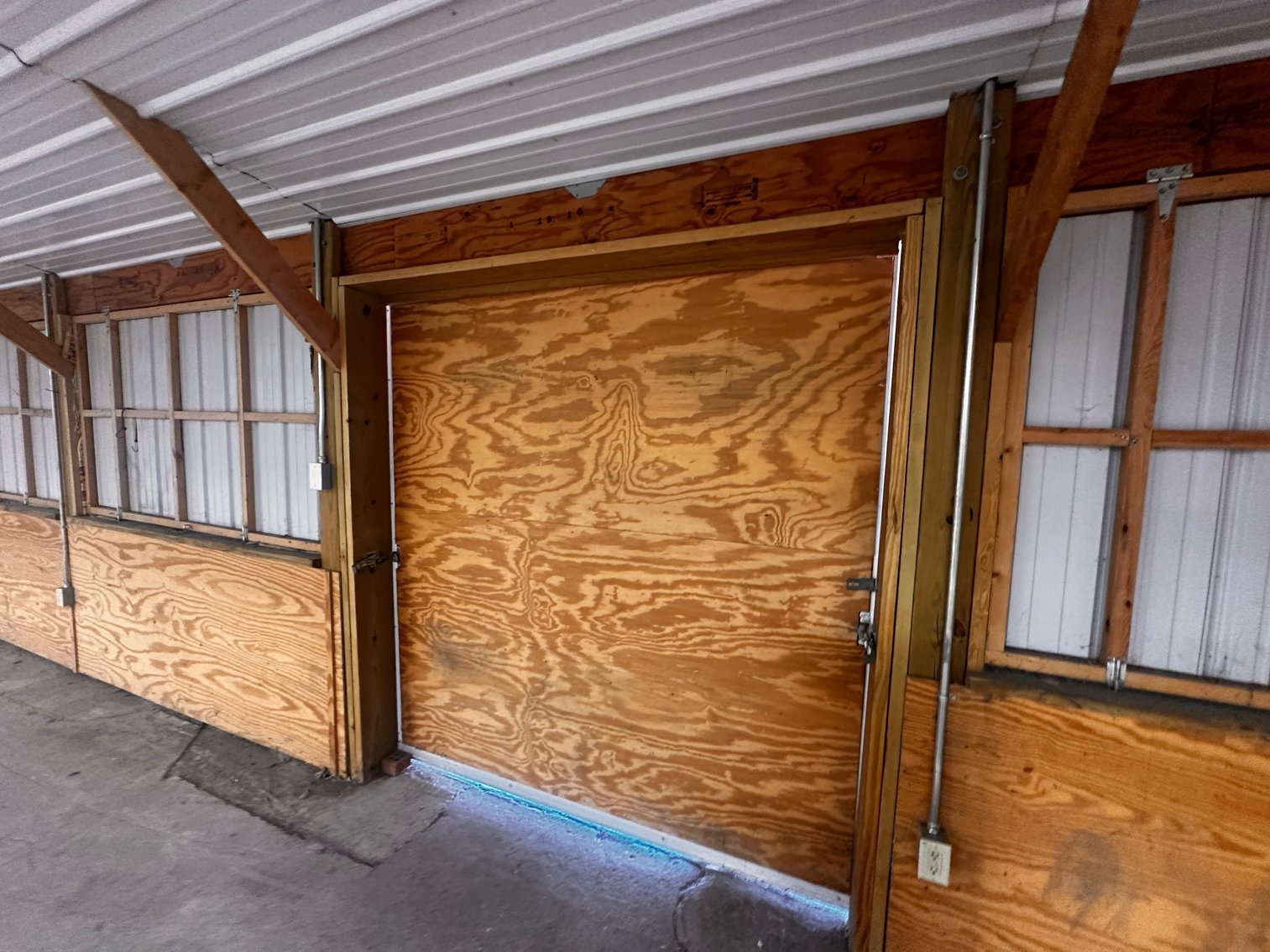 Image for 11,800 +/- sf. Income Producing Commercial Building Fronting Main Street in Broadway, VA--ONLINE ONLY BIDDING!!