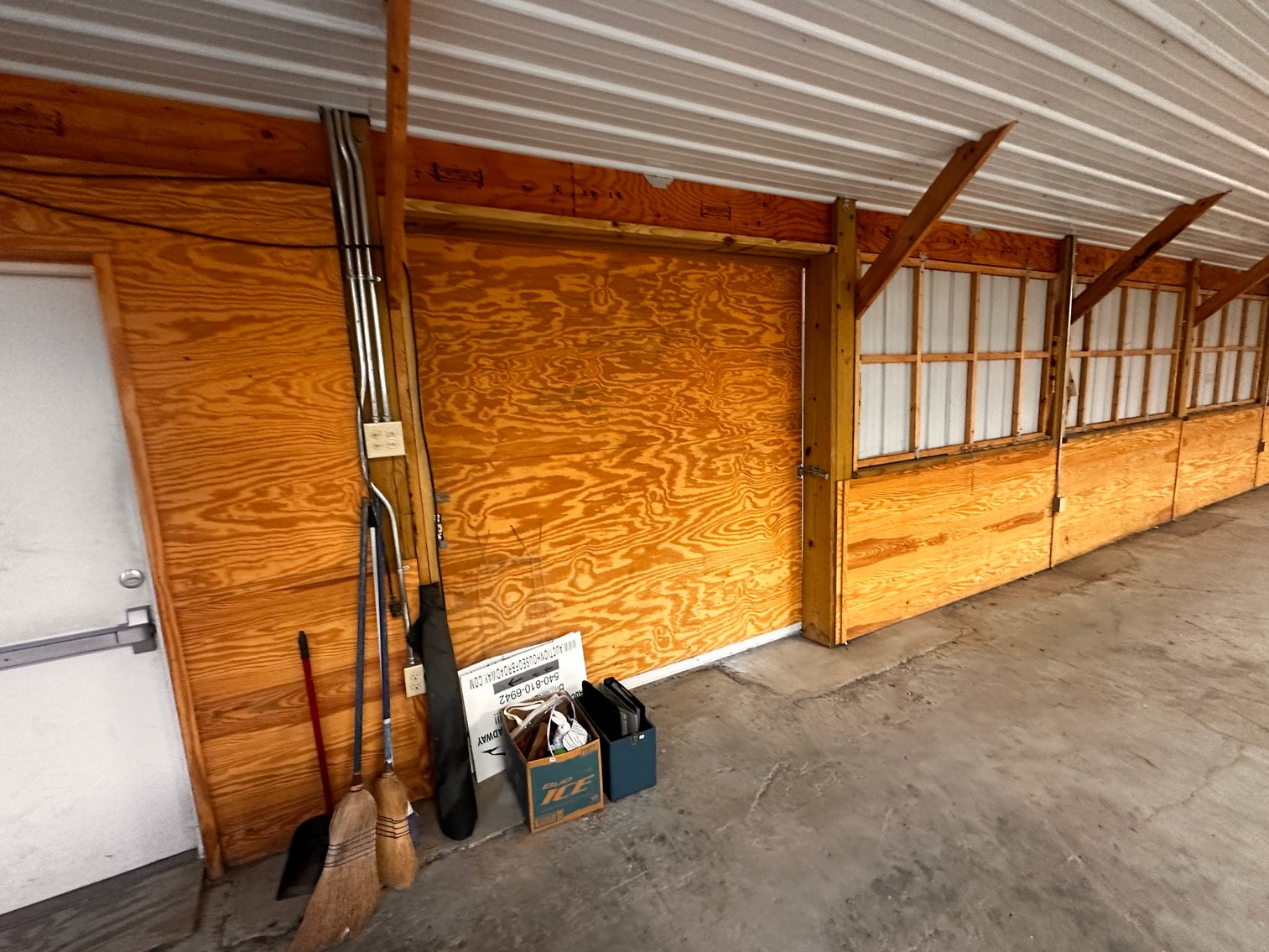 Image for 11,800 +/- sf. Income Producing Commercial Building Fronting Main Street in Broadway, VA--ONLINE ONLY BIDDING!!