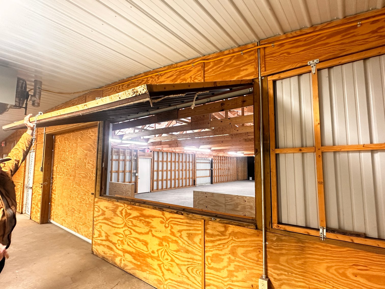 Image for 11,800 +/- sf. Income Producing Commercial Building Fronting Main Street in Broadway, VA--ONLINE ONLY BIDDING!!