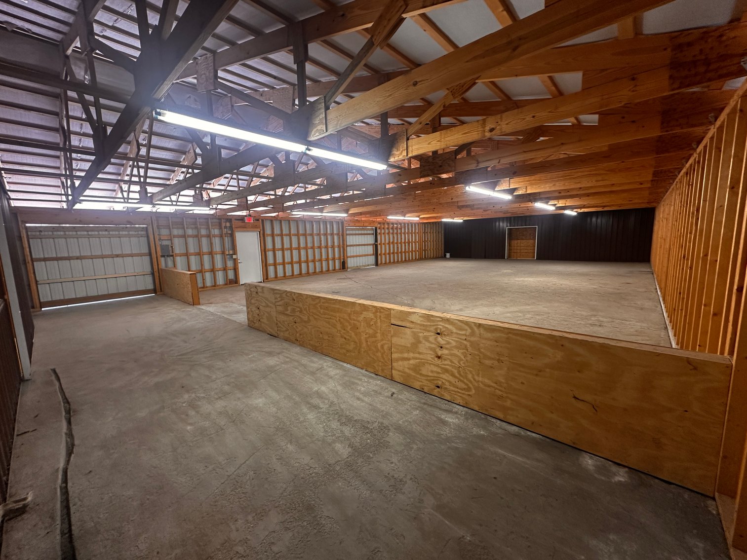 Image for 11,800 +/- sf. Income Producing Commercial Building Fronting Main Street in Broadway, VA--ONLINE ONLY BIDDING!!