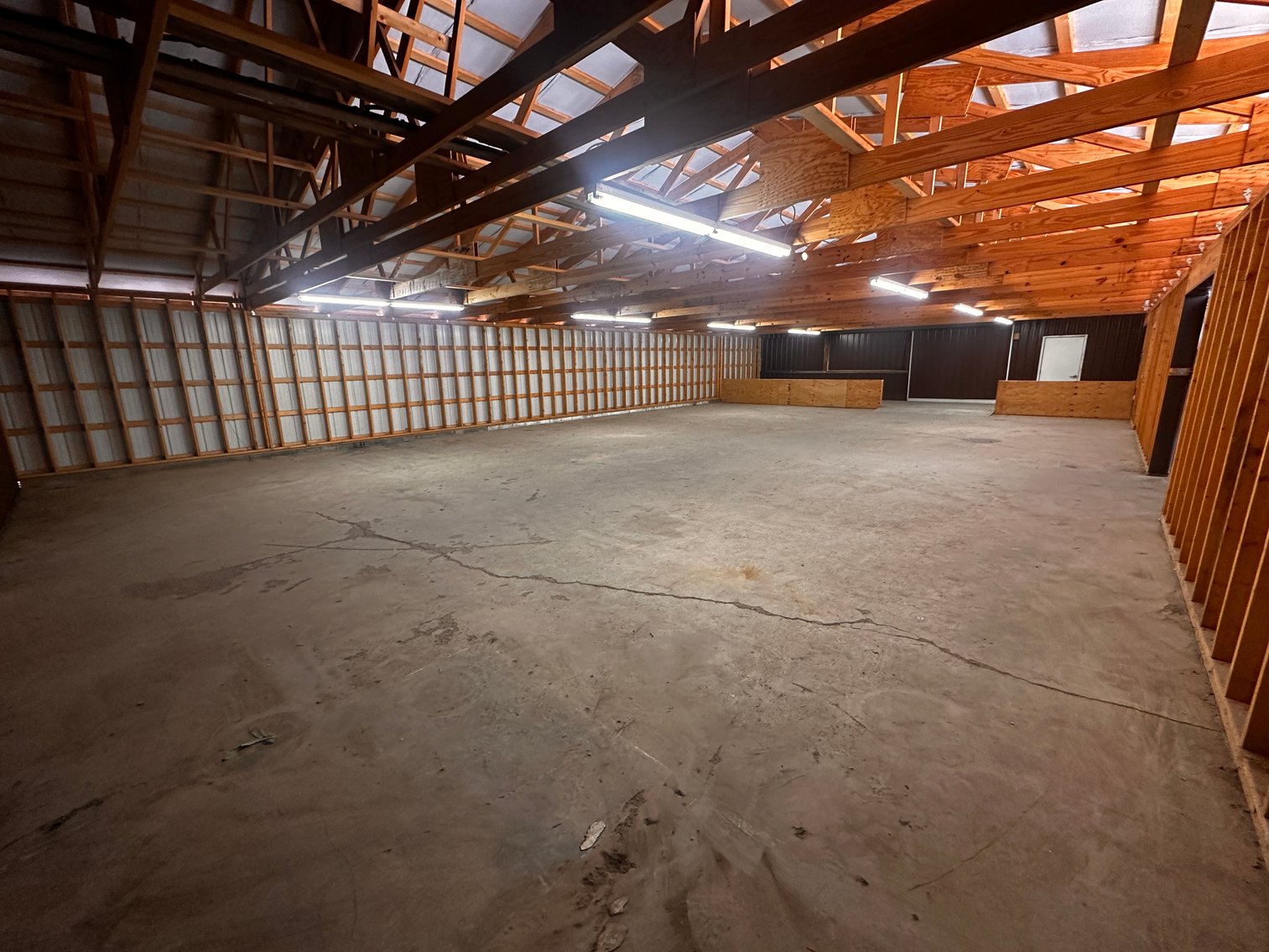 Image for 11,800 +/- sf. Income Producing Commercial Building Fronting Main Street in Broadway, VA--ONLINE ONLY BIDDING!!